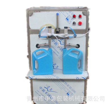 半自動(dòng)灌裝機(jī) 廠家供應(yīng)液體灌裝機(jī) 柱塞式半自動(dòng)灌裝設(shè)備W