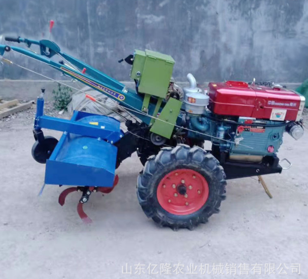 手扶式柴油旋耕機 可加座位手扶拖拉機 水旱兩用打田機視頻