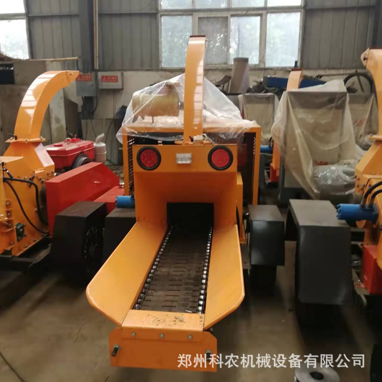 柴油機(jī)移動式粗細(xì)樹干樹枝粉碎機(jī) 綠化樹枝垃圾粉碎機(jī) 現(xiàn)貨充足