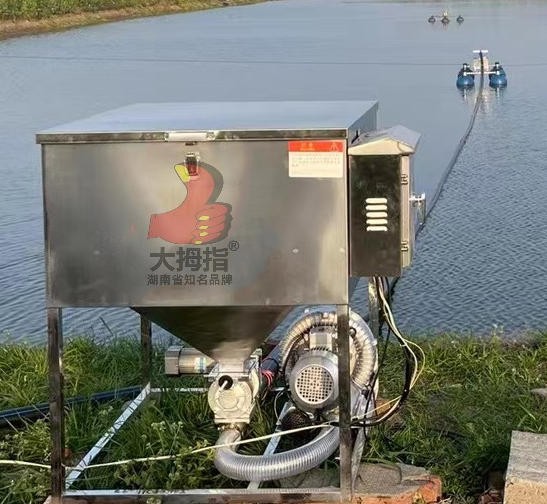 自動投料機