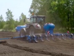 功能強大的播種農(nóng)機，這都誰發(fā)明的，真是個天才